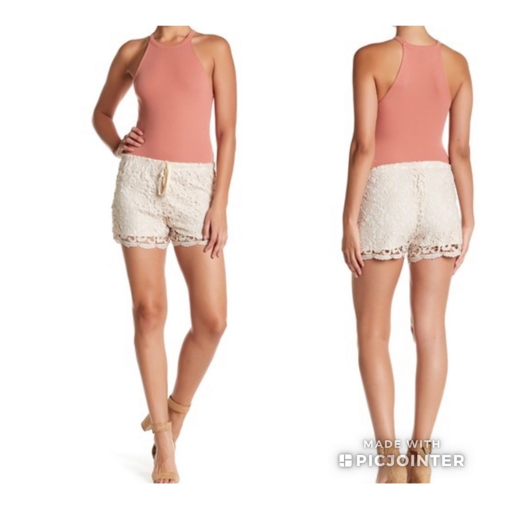 Crotchet Pull On Shorts